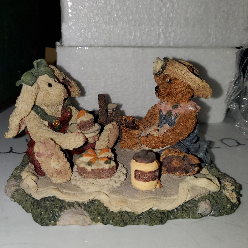 💖BOGO💖 Boyds bear figurine